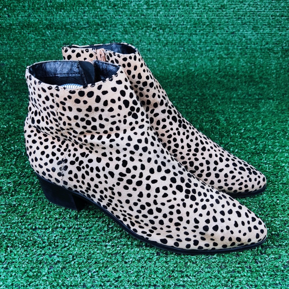 Cityclassified Ankle Boots Womens 8.5 Tan Cheetah Print Pointed Toe Block Heel